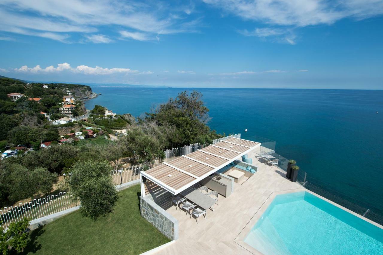 B&B Capo Torre Resort & Spa Albisola Superiore Extérieur photo