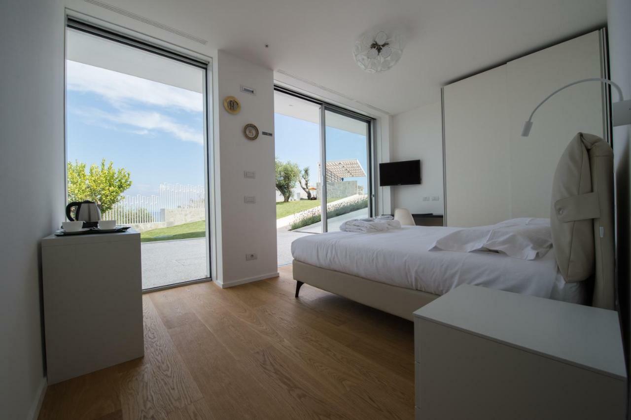 B&B Capo Torre Resort & Spa Albisola Superiore Extérieur photo